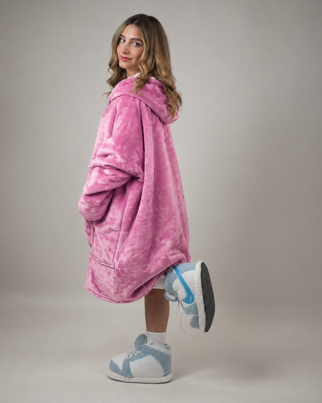 CottonCandy 🍭 – Oversized Hoodie Blanket