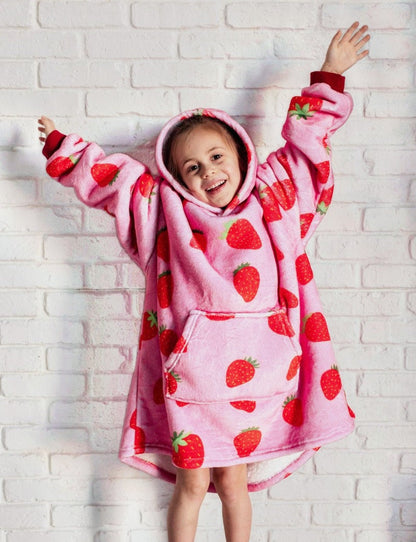 Cozy Kids Strawberry – Oversized Hoodie Blanket for Kids