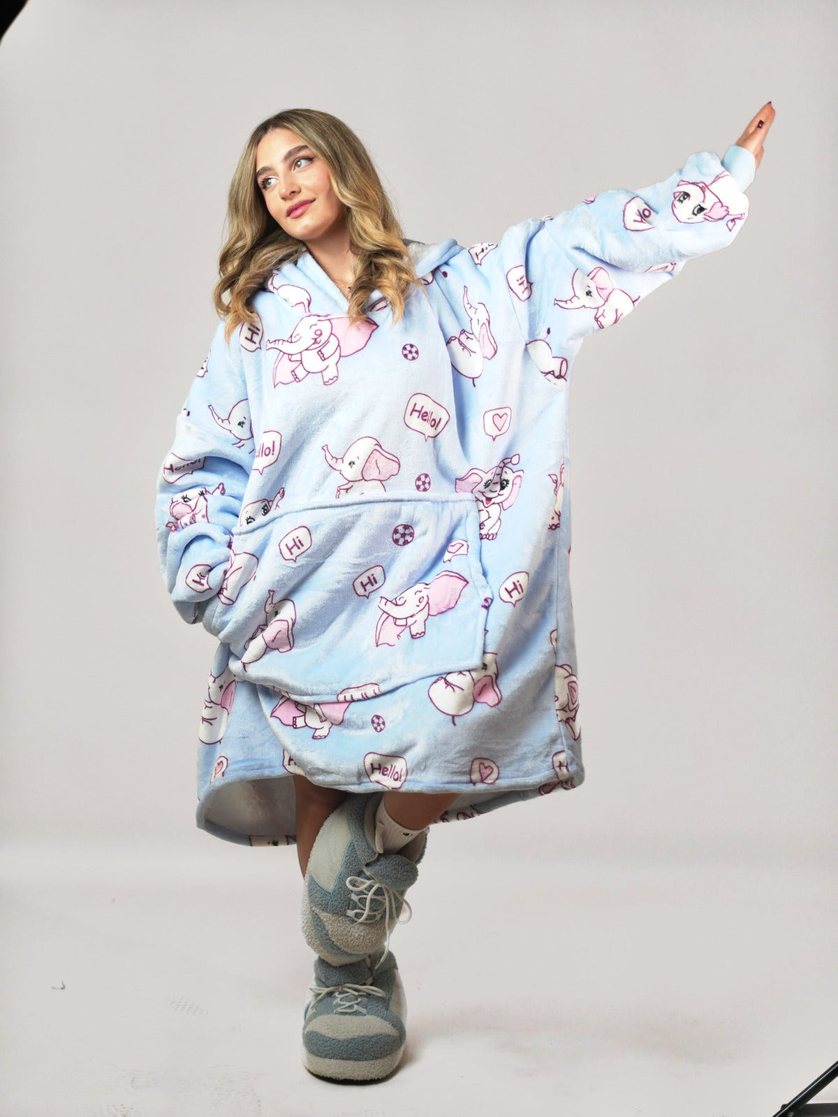 Cozy Elephant🐘 – Oversized Hoodie Blanket