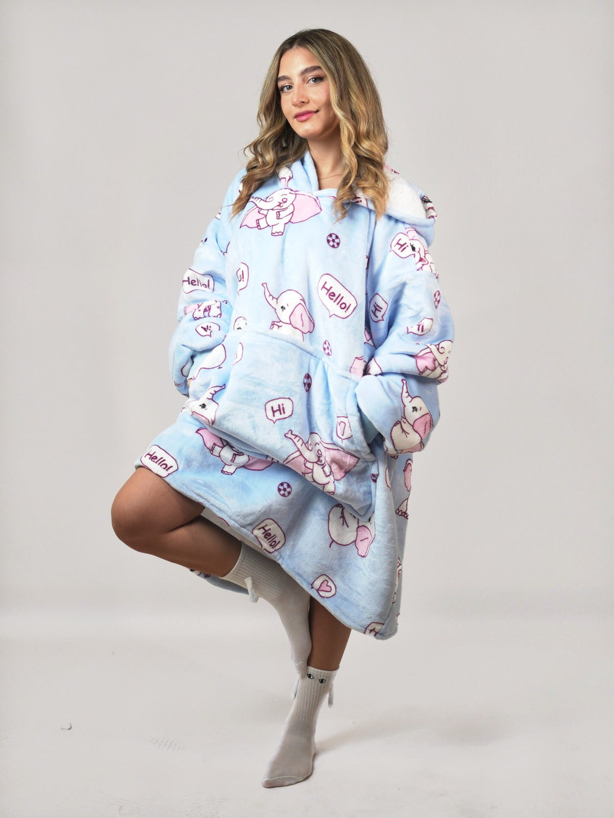 Cozy Elephant🐘 – Oversized Hoodie Blanket