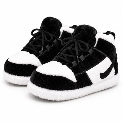 Cozy Black Edition – Fluffy Cloud Slippers