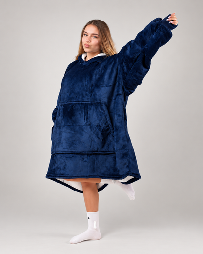 Cozy Atlantic 🌊 – Oversized Hoodie Blanket