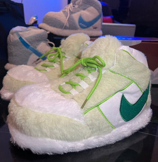 Cozy Clouds Mint Edition 🍃 – Fluffy Slippers