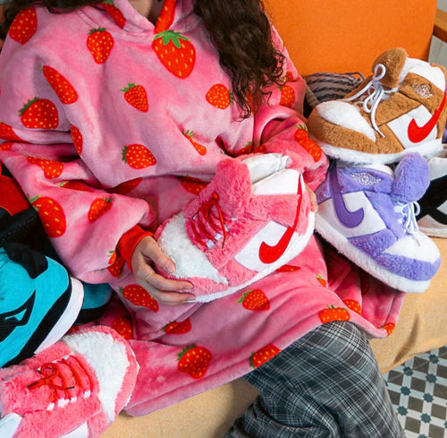 Cozy Family Slipper Bundle 👨‍👩‍👧‍👦 – Walk on Clouds Together